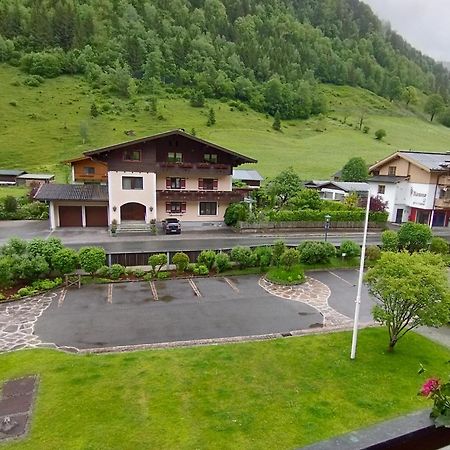 Pension Andrea Fusch an der Grossglocknerstrasse エクステリア 写真