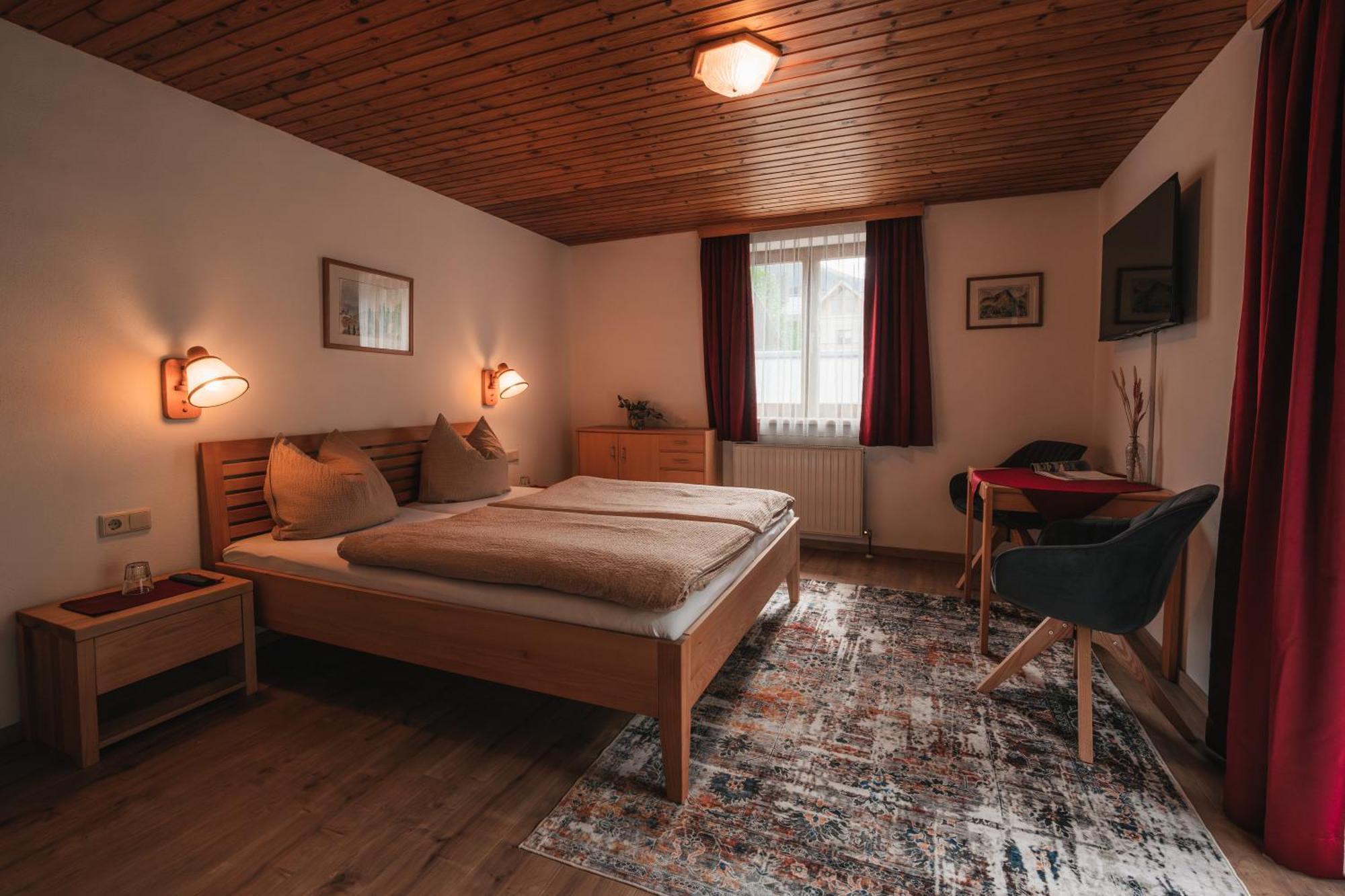 Pension Andrea Fusch an der Grossglocknerstrasse エクステリア 写真