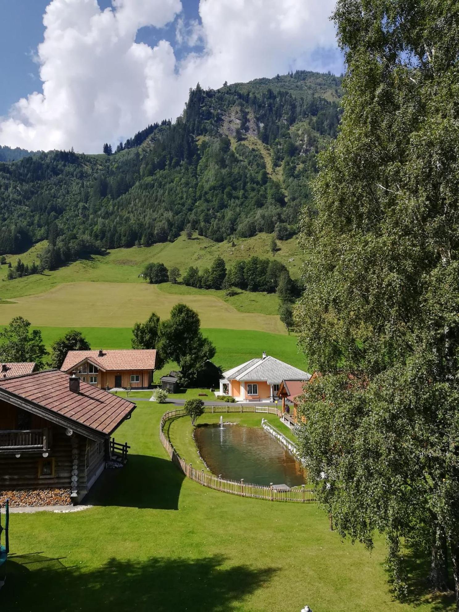 Pension Andrea Fusch an der Grossglocknerstrasse エクステリア 写真