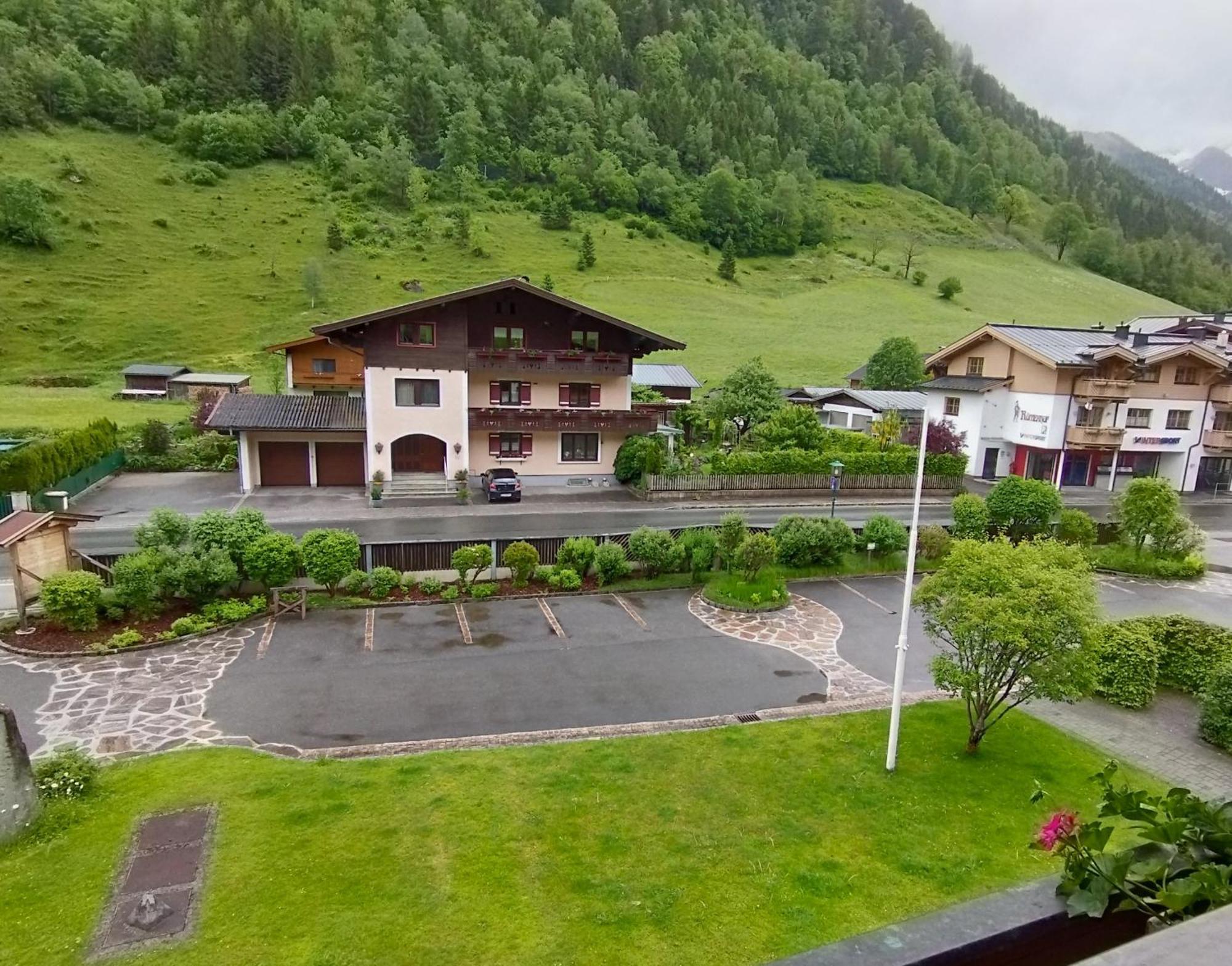 Pension Andrea Fusch an der Grossglocknerstrasse エクステリア 写真