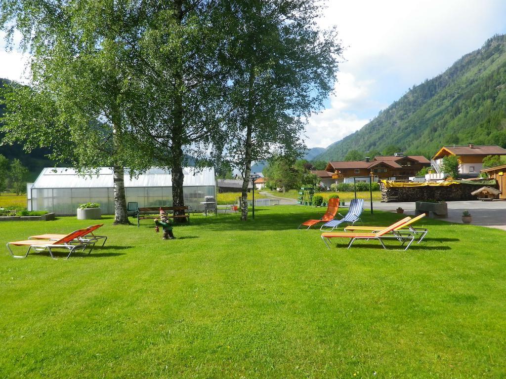 Pension Andrea Fusch an der Grossglocknerstrasse エクステリア 写真